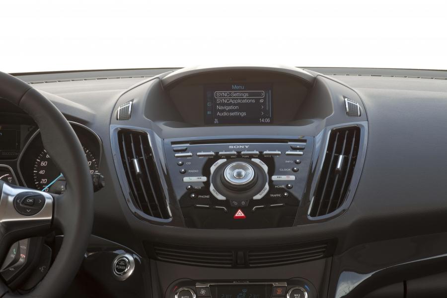  Ford Kuga 2013 года  (фото 4 из 36)